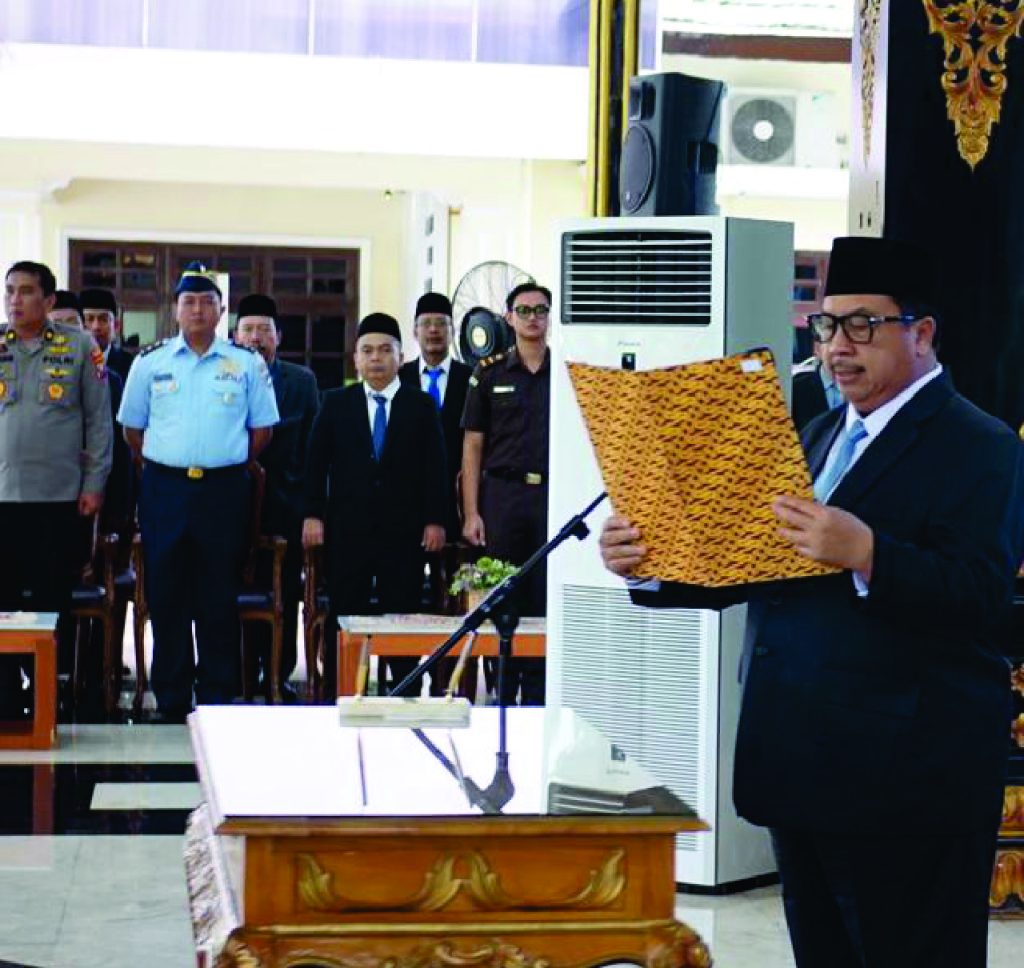 Bupati Warsubi Resmi Lantik Pejabat Strategis Jombang