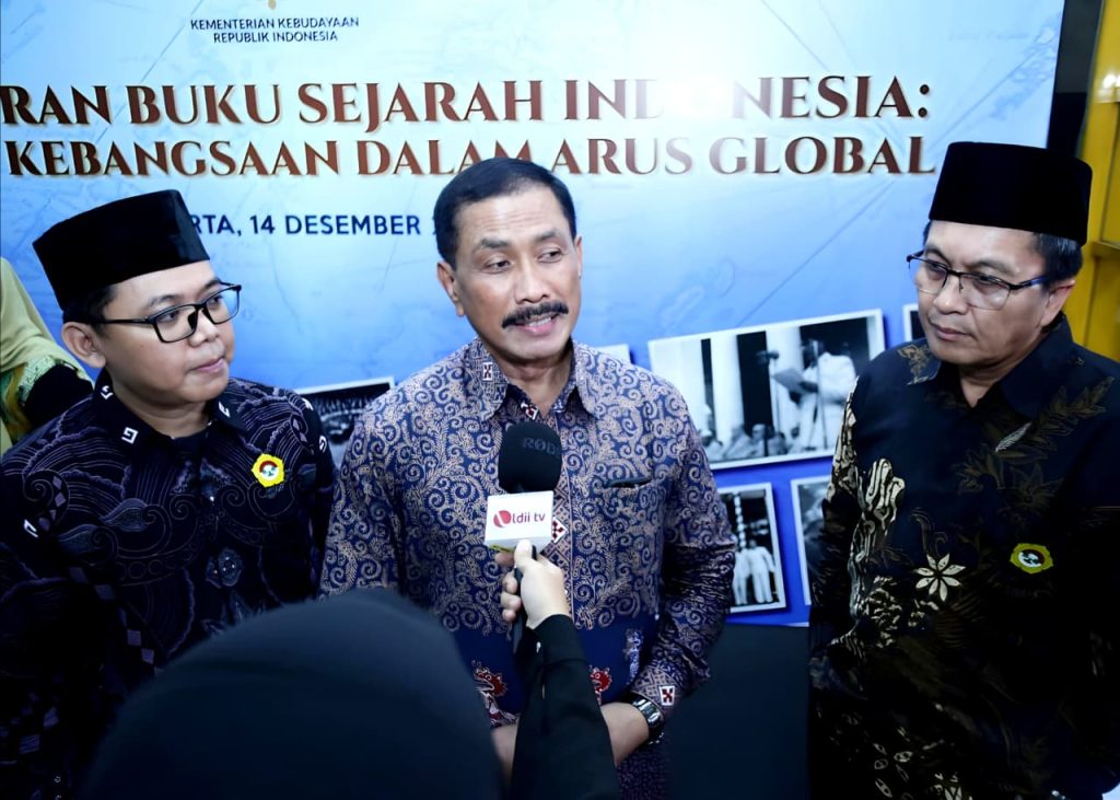 Menteri Kebudayaan Resmi Tunjuk Prof. Singgih Tri Sulistiyono Sebagai Penasihat Menteri Bidang Maritim dan Sejarah
