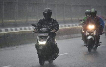BMKG Ingatkan Waspada Hujan Deras dan Petir di Sejumlah Wilayah Jawa Timur