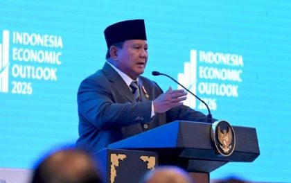 Presiden Prabowo Subianto menegaskan arah kebijakan pemerintah yang berfokus pada efisiensi anggaran secara besar-besaran serta penguatan tata kelola pemerintahan yang bersih pada forum Indonesia Economic Outlook 2026 yang berlangsung di Auditorium Wisma Danantara Indonesia, Jakarta, Jumat (13/02/2026)