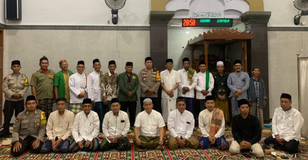 PC LDII Kesamben menghadiri Safari Ramadan 1447H yang diinisiasi oleh Forkopimcam Kesamben di Masjid Darussalam, Desa Jombatan, Kecamatan Kesamben. Acara ini digelar pada hari Jum'at, 27/2/2026.