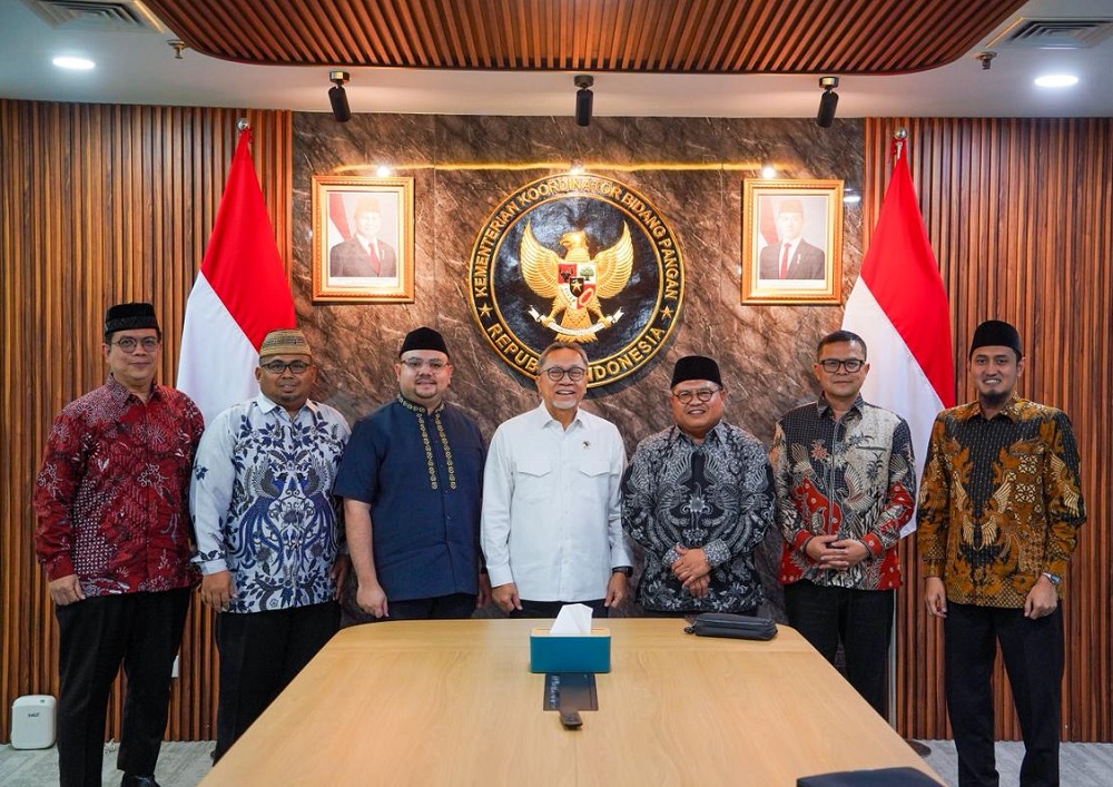 Menteri Koordinator Bidang Pangan, Zulkifli Hasan, secara resmi menerima kunjungan audiensi dari jajaran pengurus DPP LDII di Kantor Kemenko Pangan, Graha Mandiri, Jakarta, pada Selasa (28/4)