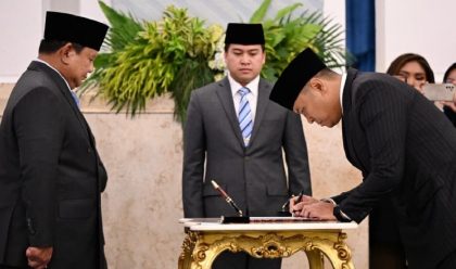 Presiden Prabowo Subianto secara resmi melantik Sudaryono sebagai Kepala Badan Gizi Nasional (BGN) dalam sebuah prosesi khidmat yang berlangsung di Istana Negara, Jakarta, pada Rabu, 22 Juli 2026